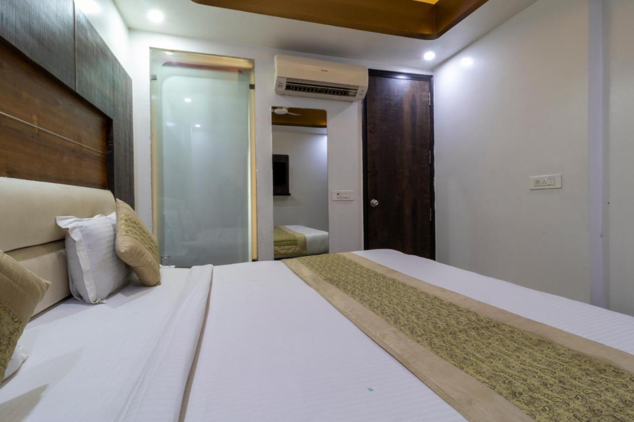 The Dx Near Igi Airport Delhi 3*